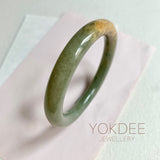 53.1mm A-Grade Natural Yellowish Green Brown Traditional Round Bangle No. 152028