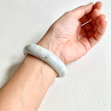 58.3mm A-Grade Natural White Modern Round Bangle No. 600162