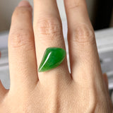 SOLD OUT: 6.26cts A-Grade Natural Green Jadeite Fancy Cabochon (Collector's Item) No.130480