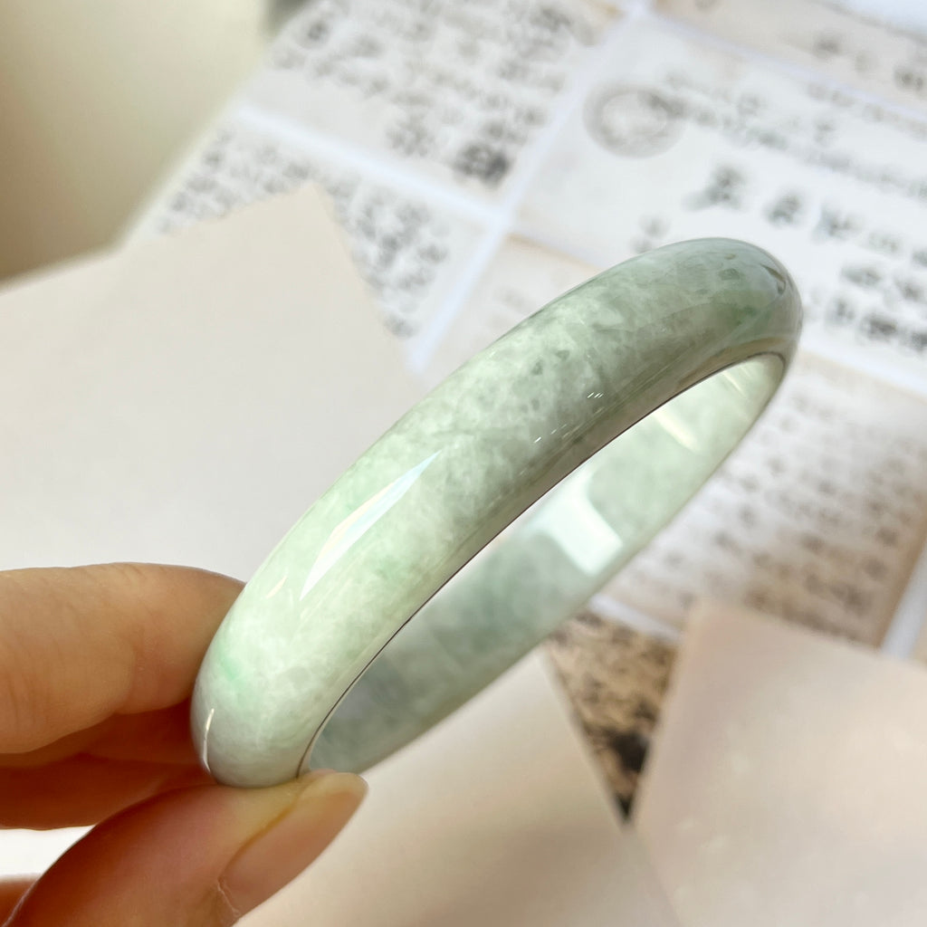 60mm A-Grade Natural Light Green Jadeite Modern Round Bangle No.151977