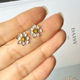 Icy A-Grade Jadeite Daisy Motif Earrings No.180558