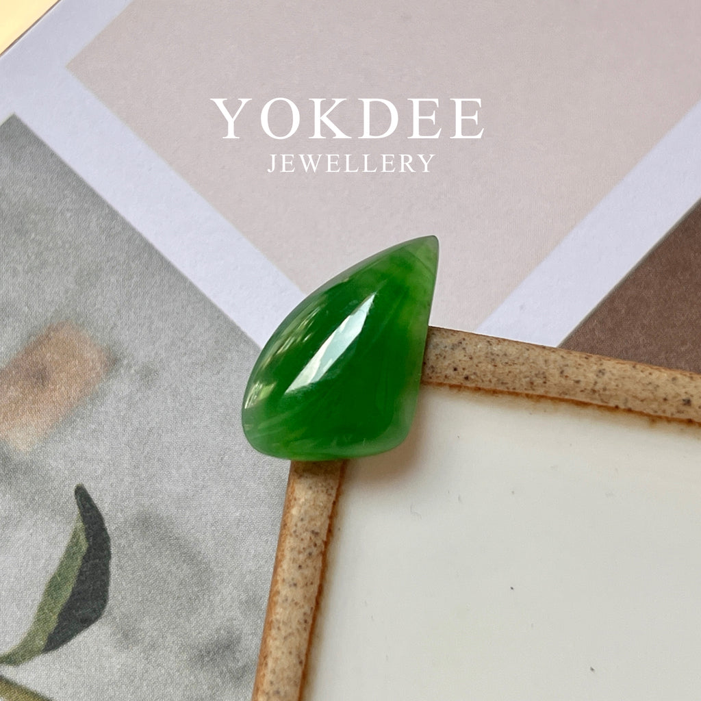 SOLD OUT: 6.26cts A-Grade Natural Green Jadeite Fancy Cabochon (Collector's Item) No.130480