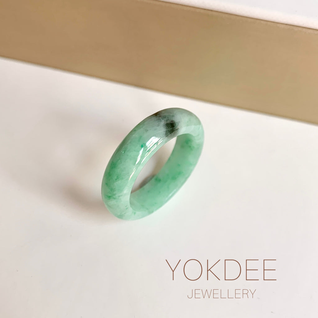 18.2mm A-Grade Natural Moss On Snow Jadeite Ring Band No. 162189