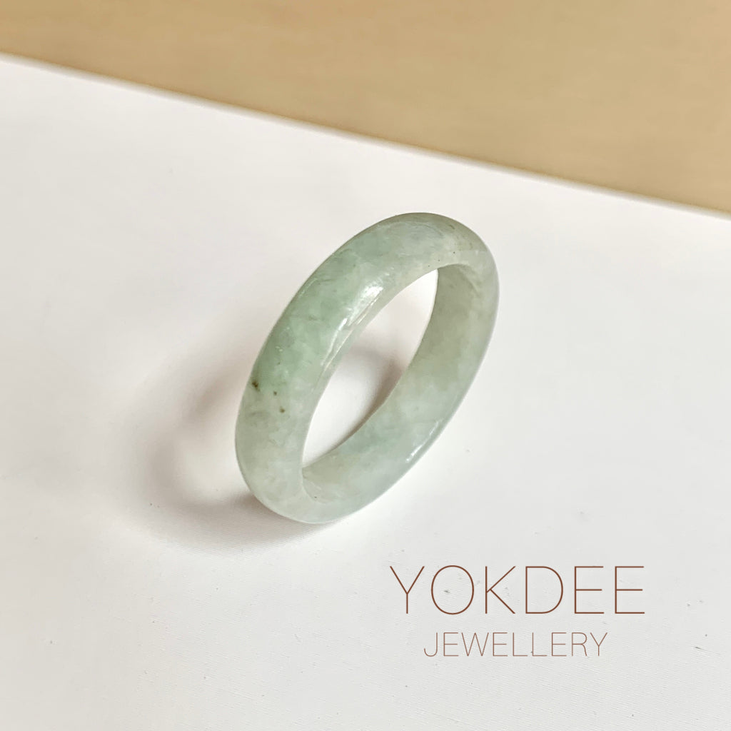 19.2mm A-Grade Natural Light Green Jadeite Abacus Ring Band No.162441