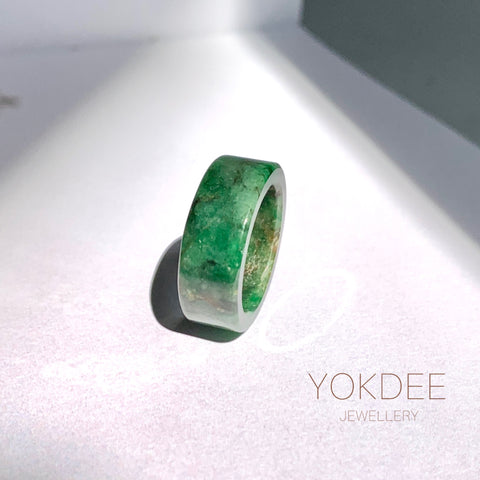 17.2mm A-Grade Natural Imperial Green Jadeite Ring Band No. 162416