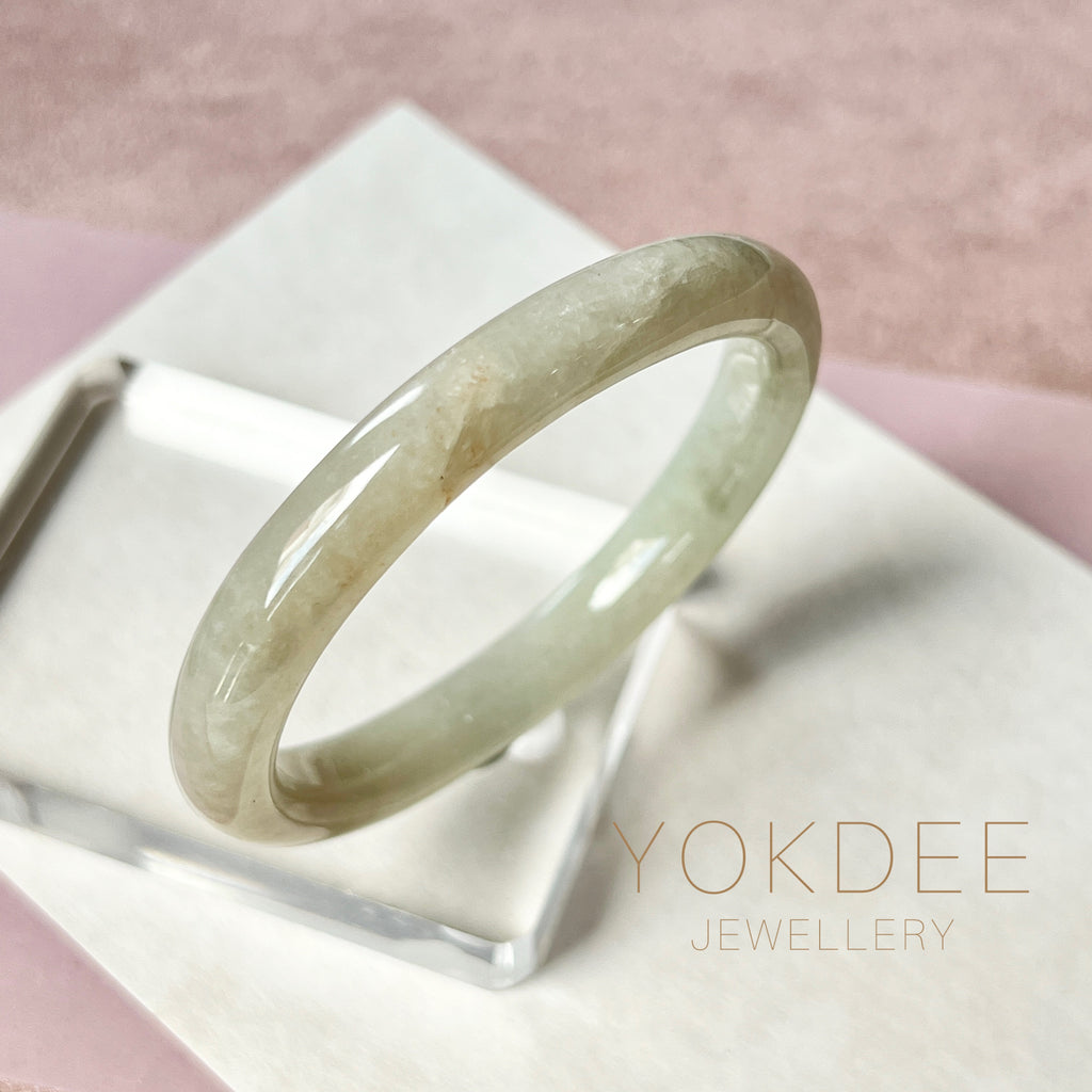 52.3mm A-Grade Natural Osmanthus Floral Jadeite Modern Oval Bangle No. 152033